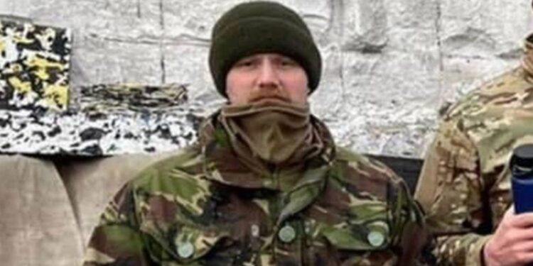 Alldaynews.gr Βρετανός στο πλευρό των Ουκρανών έτρωγε ξύλο για τρεις μέρες επειδή τον πέρασαν για… Ρώσο πράκτορα!