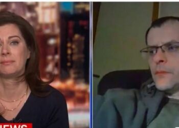 Ξέσπασε σε λυγμούς παρουσιάστρια του CNN με τον πατέρα από το Ίρπιν που έχασε γυναίκα και παιδιά (vid)