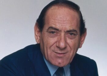 “Εγώ, ο ξένος”: Έρχεται σειρά για τη ζωή του Στράτου Διονυσίου