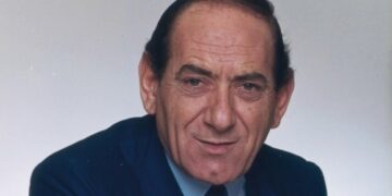 Alldaynews.gr “Εγώ, ο ξένος”: Έρχεται σειρά για τη ζωή του Στράτου Διονυσίου