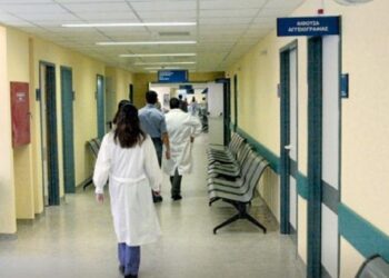 Ασύλληπτη Τραγωδία: 43χρονη μητέρα 6 παιδιών “Έσβησε” μέσα σε λίγα λεπτά στην αναμονή των πρώτων βοηθειών