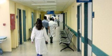 Alldaynews.gr Ασύλληπτη Τραγωδία: 43χρονη μητέρα 6 παιδιών “Έσβησε” μέσα σε λίγα λεπτά στην αναμονή των πρώτων βοηθειών