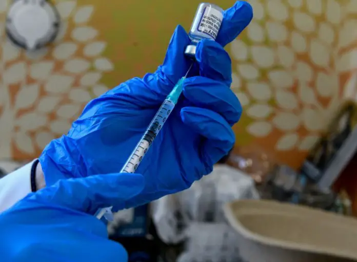 Μίνα Γκάγκα: 4η δόση εμβολίου για όλους το φθινόπωρο
