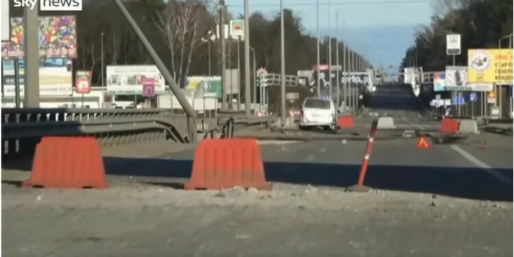 Alldaynews.gr Συγκλονιστική περιγραφή! Οι δημοσιογράφοι του Sky News για την δολοφονική ενέδρα στην Ουκρανία – Σοκάρει το βίντεο