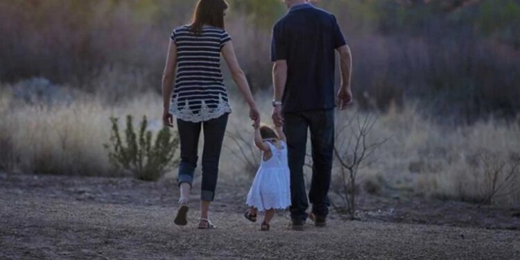 Έκτακτο επίδομα παιδιού Α21: Πληρωμή πριν το Πάσχα – Ποιοι κάνουν νέα αίτηση