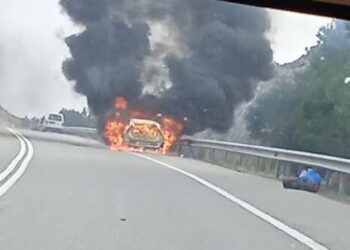 Στις φλόγες αυτοκίνητο στην εθνική οδό Ορεστιάδας – Αλεξανδρούπολης (φωτο)