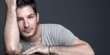 Alldaynews.gr Γιώργος Περρής: «Είμαι gay, ανακουφισμένος και χαρούμενος» (video)