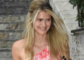 Έσκασε ”Βόμβα”-Παντρεύεται η Αμαλία Κωστοπούλου;