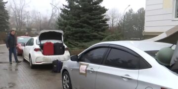 Alldaynews.gr Πόλεμος στην Ουκρανία: Ξεκινάει κονβόι αυτοκινήτων με Έλληνες από την Μαριούπολη (video)