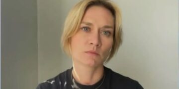 Alldaynews.gr Πόλεμος στην Ουκρανία – Πατέρας Ρωσίδας ηθοποιού στις ΗΠΑ: “Είσαι προδότρα” (Video)