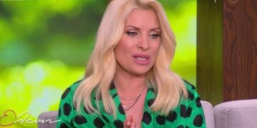 Το σχόλιο της Ελένης Μενεγάκη για την κηδεία του Δημήτρη Κοντομηνά