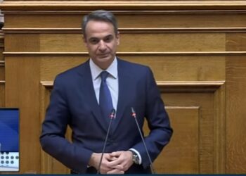 Ακρίτα για Μητσοτάκη