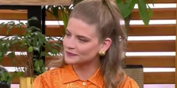 Alldaynews.gr Δανάη Μιχαλάκη: «Δεν έπαθα κεραυνοβόλο έρωτα με τον Γιώργο, αλλά εγώ του είχα κάνει εντύπωση»