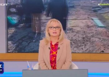 nikolouli Νικολούλη Φως στο Τούνελ