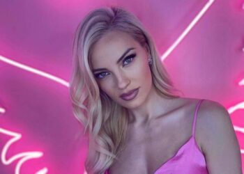 Τζούλια Νόβα: Θετική στον κορονοϊό- Το story που «πρόδωσε»