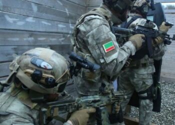 Ουκρανία: Εξολοθρεύσαμε τους Τσετσένους που εστάλησαν για να σκοτώσουν τον Ζελένσκι, λένε οι Ουκρανοί