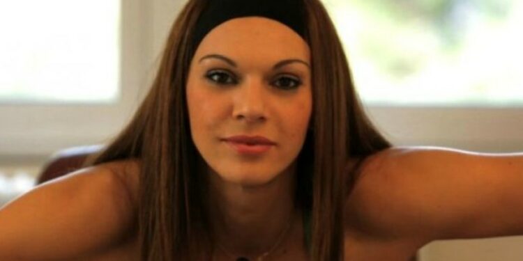 Alldaynews.gr Δύσκολες ώρες για την Σοφία Παθέκα-Στο χειρουργείο μετά απο σοβαρό τραυματισμό