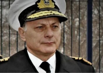 Καταπέλτης ο πρώην αρχηγός ΓΕΝ για Μητσοτάκη: «Θες και συ ρε Καραμήτρο να στείλεις στρατιωτικό υλικό! Κάτσε πίσω!» (video)