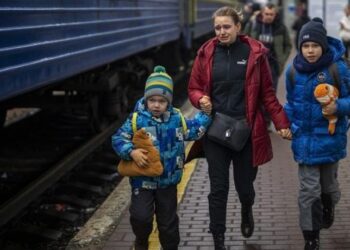 Ουκρανία πόλεμος prosfyges_πρόσφυγες