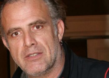 tsarouxas-Τσαρούχας