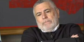 Alldaynews.gr Μάκης Τσέλιος: «Όταν αρρώστησε ο Billy Bo έβγαλα όλους τους καθρέφτες από το σπίτι»