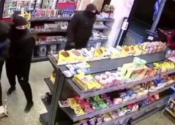 Θεσσαλονίκη: Βίντεο ντοκουμέντο από ένοπλη ληστεία σε μίνι μάρκετ – “Είναι η 9η φορά!”, λέει ο ιδιοκτήτης