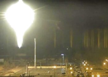 Πόλεμος στην Ουκρανία: Οι Ρώσοι κατέλαβαν το πυρηνικό εργοστάσιο της Ζαπορίζια