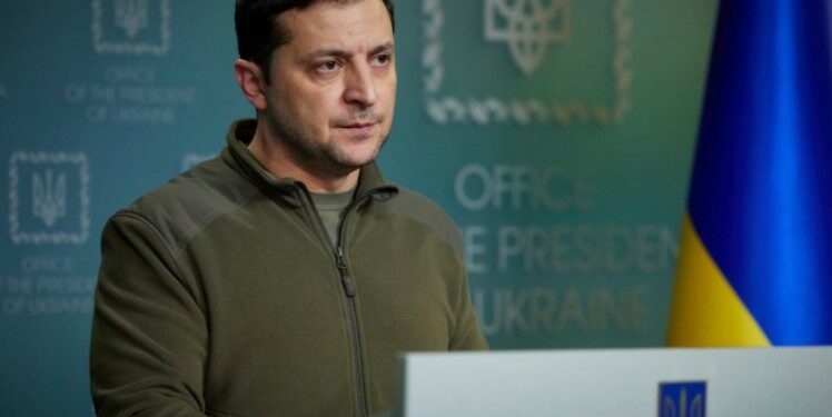 Alldaynews.gr Ζελένσκι: Παιδί πέθανε από αφυδάτωση στη Μαριούπολη γιατί η πόλη δεν έχει νερό!