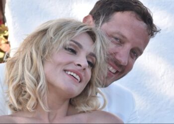 Ελεωνόρα Ζουγανέλη: Διαψεύδει τις φήμες για τον Χωρισμό της-Το ίδιο και ο άντρα της