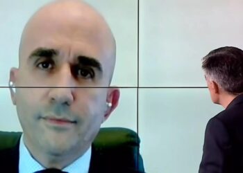 Νεκρά παιδιά στην Πάτρα: Ο ιατροδικαστής Γρηγόρης Λέων έβαλε φωτιά στο twitter με νέα ανάρτηση