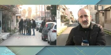 Alldaynews.gr Τετραπλή δολοφονία στην Ανδραβίδα: Λύγισε ο ρεπόρτερ της ΕΡΤ περιγράφοντας την δολοφονία των μωρών (video)