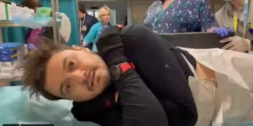 Alldaynews.gr Νεκρός δημοσιογράφος στην Ουκρανία: «Άρχισαν να μας πυροβολούν – Ο φίλος μου έμεινε πίσω» λέει ο συνάδελφος που σώθηκε