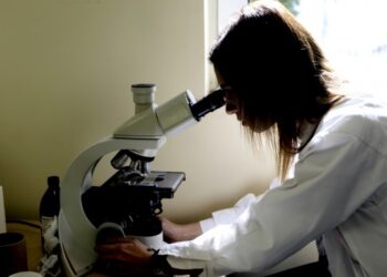 Σε έξαρση παντού: Αυτά είναι τα συμπτώματα της νέας ηπατίτιδας που τρομάζει την Ευρώπη