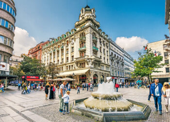 Σερβία – Δημοσκόπηση: Για πρώτη φορά κατά της ένταξης της χώρας στην ΕΕ η πλειοψηφία των Σέρβων