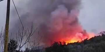 Alldaynews.gr Ανεξέλεγκτη φωτιά στο Λιβαδάκι Ηλείας – Εκκενώθηκε χωριό, ενισχύονται οι δυνάμεις (φωτο, vid)