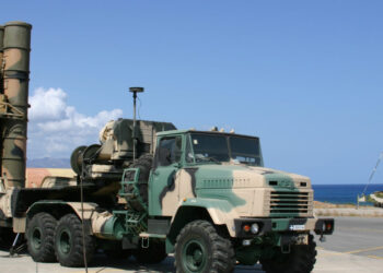 Ουκρανία: Εκπαίδευση στρατιωτών από Έλληνες Αξιωματικούς – Αμερικανικές πιέσεις για αποστολή των S-300