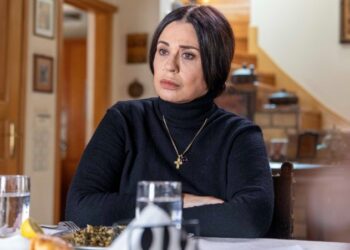 Φέτος η Μαρία Τζομπανάκη υποδύεται την «Καλλιόπη Σταματάκη» στο σίριαλ Σασμός