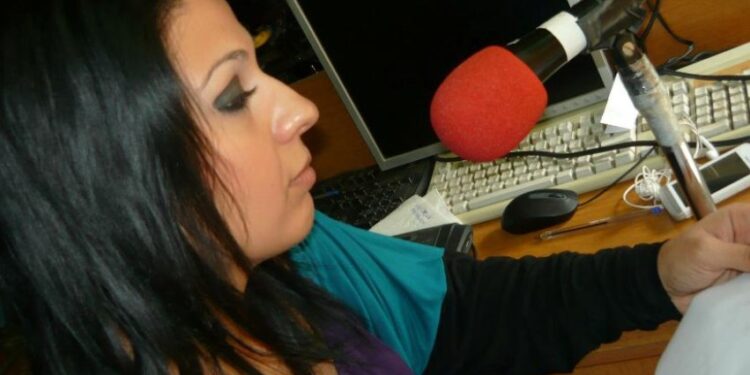 Alldaynews.gr Ανείπωτη Τραγωδία: Πέθανε στα 41 της η δημοσιογράφος Μαρία Γιακουμή