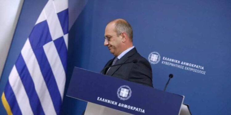 Alldaynews.gr Βαρύ Πένθος για τον Γιάννη Οικονόμου: Πέθανε ο πατέρας του κυβερνητικού εκπροσώπου