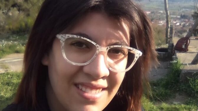 Βαθιά Θλίψη για τον ξαφνικό θάνατο της 27χρονης Κωνσταντίνας-Έπεσε νεκρή μέσα στο σπίτι που ζούσε