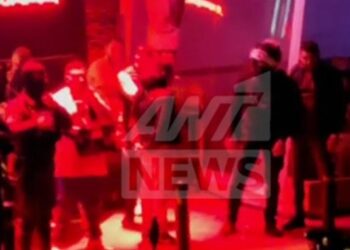 Γκάζι: Πυροβολισμοί έξω από κέντρο διασκέδασης[video]