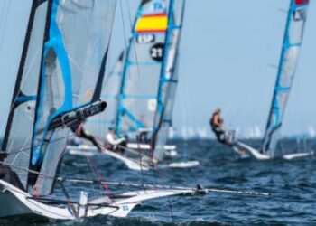 Απίστευτη τραγωδία! 17χρονη ιστιοπλόος πνίγηκε την ώρα της προπόνησης μπροστά στην αδερφή της[photos]