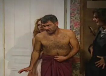 Δύο Ξένοι: «Κόλλησε το γύρισμα γιατί ο Νίκος Σεργιανόπουλος δεν είχε το κατάλληλο μποξεράκι»