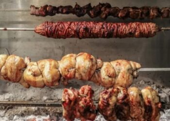 Η Ένωση Άθεων διοργανώνει «Φανερό Δείπνο» κρεατοφαγίας την Μεγάλη Παρασκευή