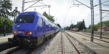 Alldaynews.gr Τραγωδία στο Κιλκίς: Τρένο παρέσυρε πεζούς στον Λιμνότοπο – Ένας νεκρός και δύο τραυματίες