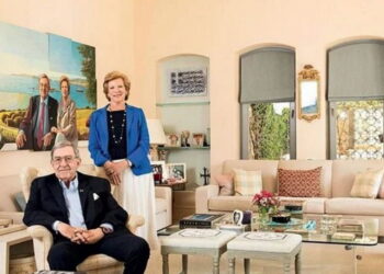 Πουλήθηκε η βίλα του τέως βασιλιά Κωνσταντίνου στο Πόρτο Χέλι-Μετακομίζει στο Κολωνάκι(photos)