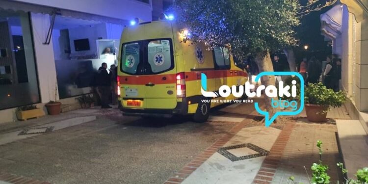 Alldaynews.gr 13χρονος τραυματίστηκε ενώ έπαιζε στο συντριβάνι – Μετά από μια ώρα ήρθε το ασθενοφόρο (video)