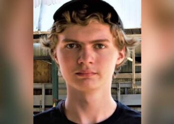 Μία εξαφάνιση ανηλίκου που πήγε τόσο στραβά: Τρία χρόνια μετά βρέθηκε να κοιμάται στην είσοδο βενζινάδικου