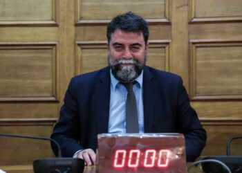 Προκλητικός ο Βασίλης Οικονόμου της ΝΔ για την ακρίβεια στο ρεύμα: «Ο τζάμπας πέθανε!» (video)