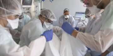 Χαμός στο Νοσοκομείο! Ήθελε μεγαλύτερη ικανοποίηση και έβαλε βαράκι 2 κιλών στον πρ0κτό του – Έμεινε εκεί για 2 μέρες μέχρι να…[photos]